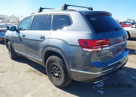 2019 Volkswagen Atlas 3.6L V6 Sel R-Line from USA, damaged, VIN 1V2RR2CA0KC558332